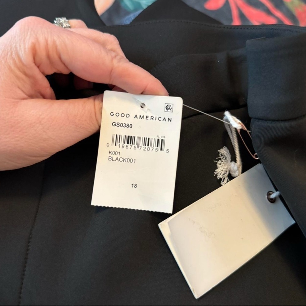 Good American Classic Black Wide Leg Trousers - Picture 8 of 11